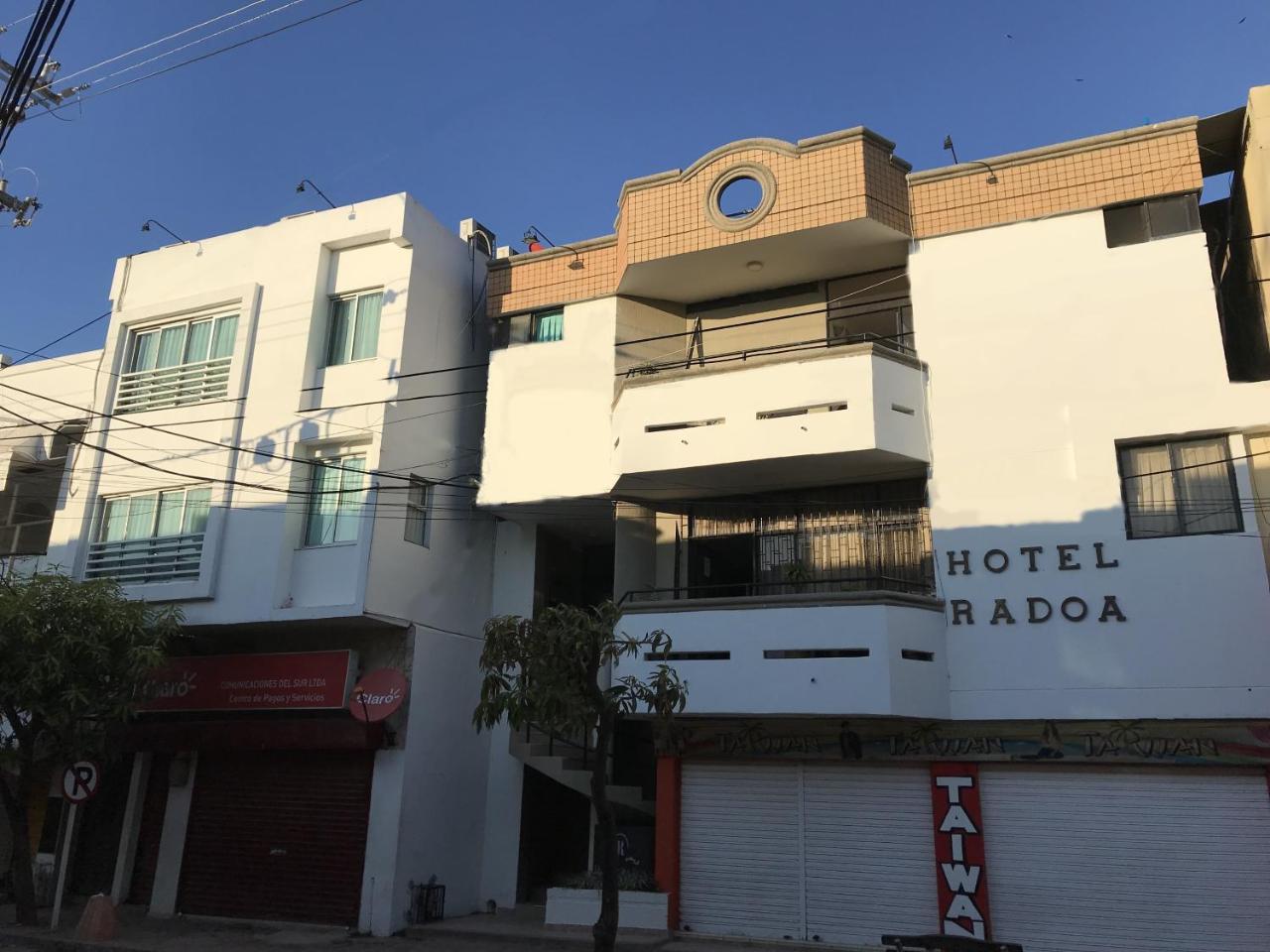 Hotel Radoa El Banco  Exterior photo
